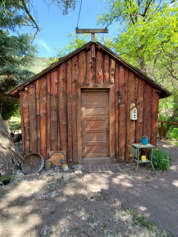 Bristol Cabins 熔岩温泉村 外观 照片